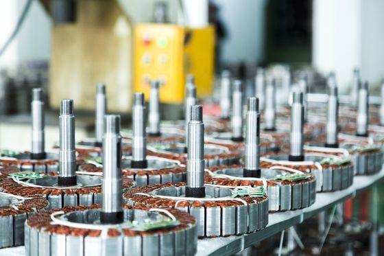 OEM Wartungsfrei 1500w Ventilator Motor für große industrielle Decke Kühlventilator Länge 3-8M
